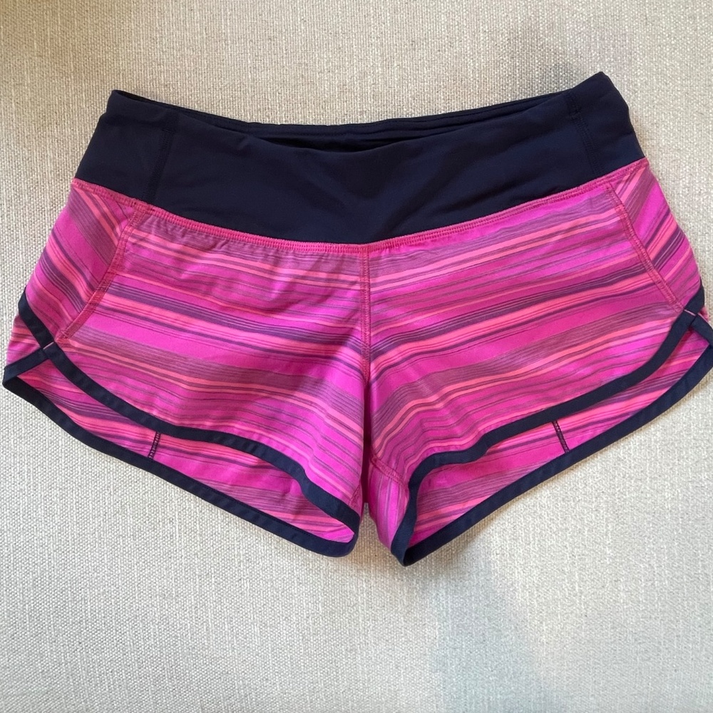Lululemon Speed Short Size 4 in Pow Pink Elevation Stripe